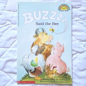 3/$15 🌸 Buzzzzzzzzzzzzz Said The Bee